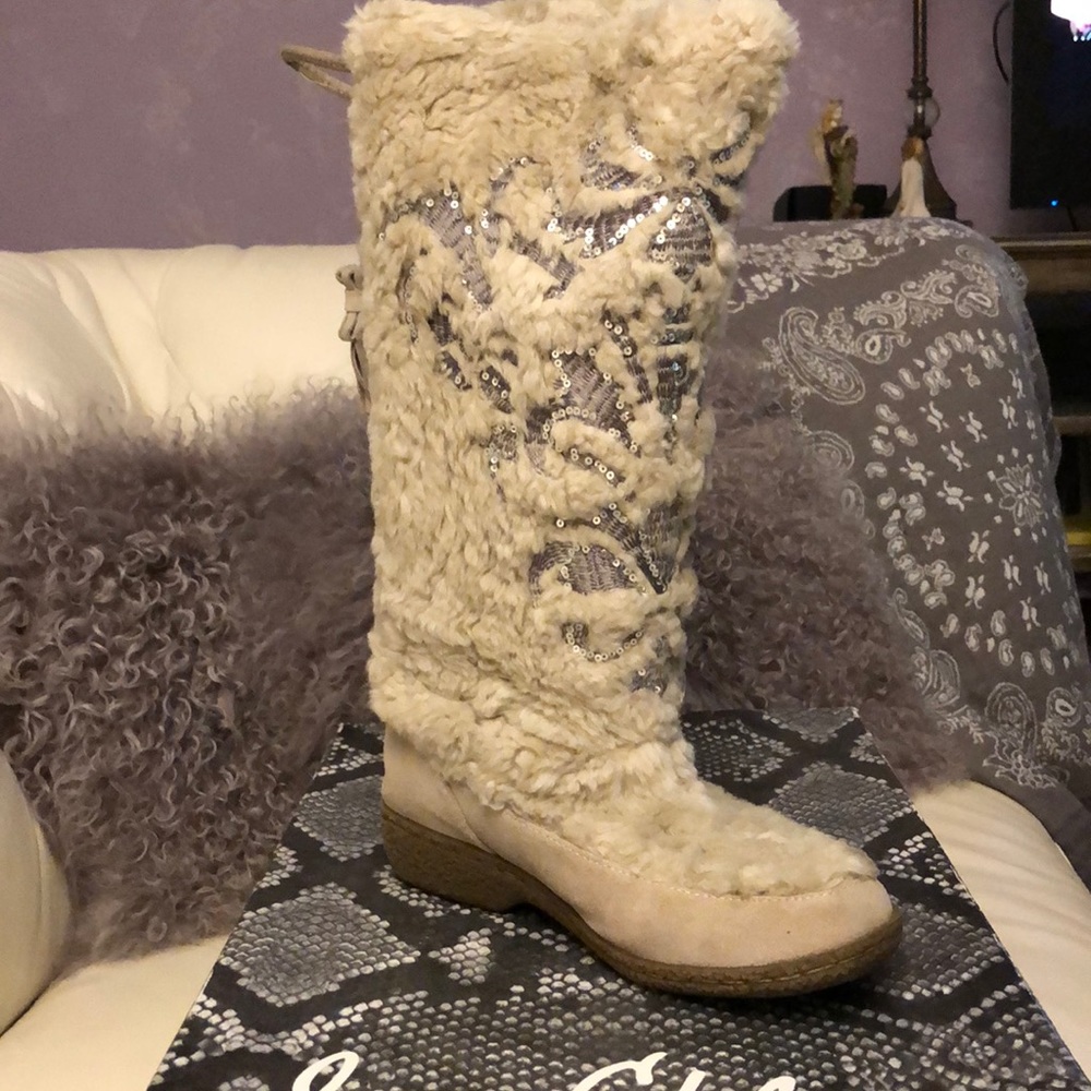 Winter boots